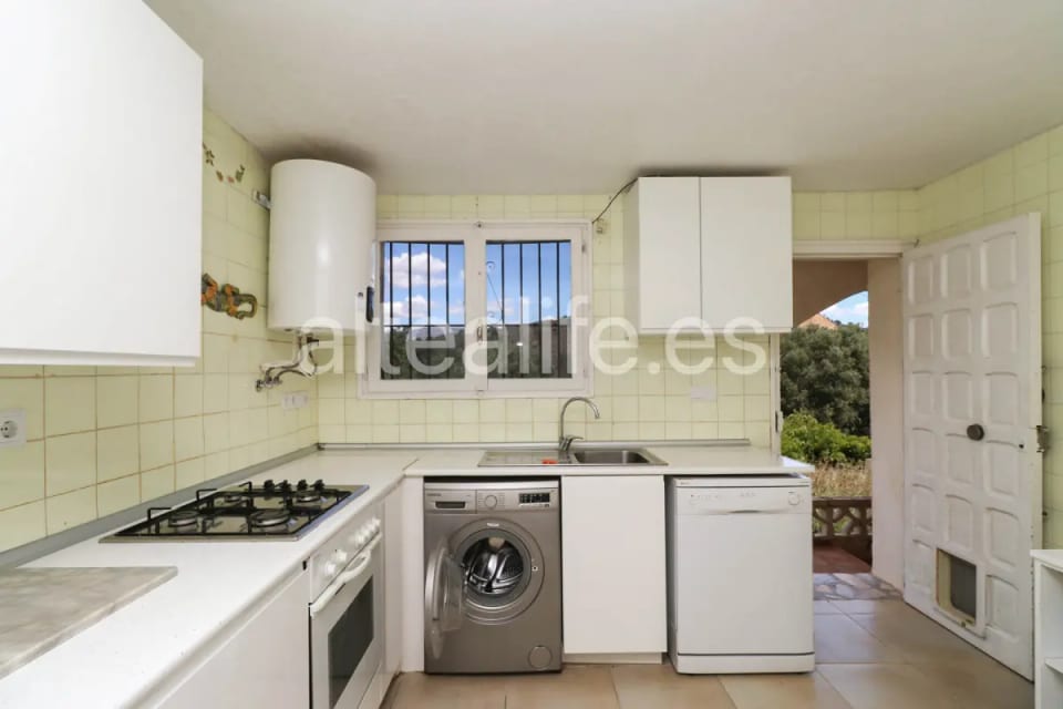 Villa con Gran Parcela en Venta en La Nucía Cerca de Altea y Benidorm (22/30)