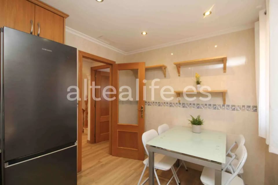 Villa de 3 Dormitorios con Terraza en El Tossal (20/30)