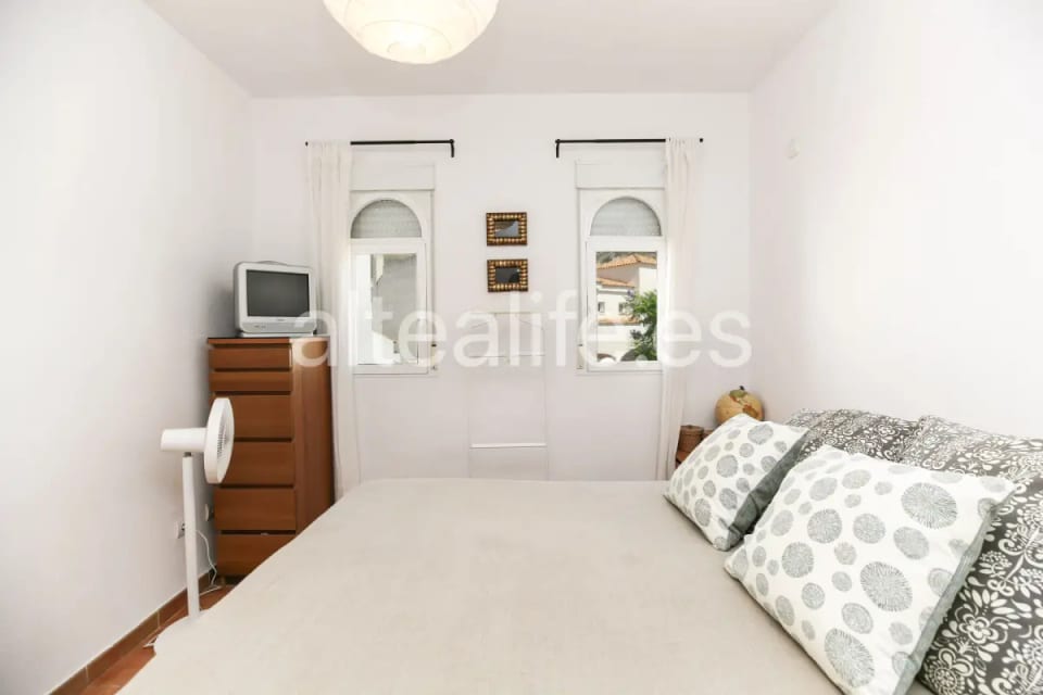 Bungalow en Esquina en Venta en La Nucía | Terrazas, Solárium y Piscina (30/30)