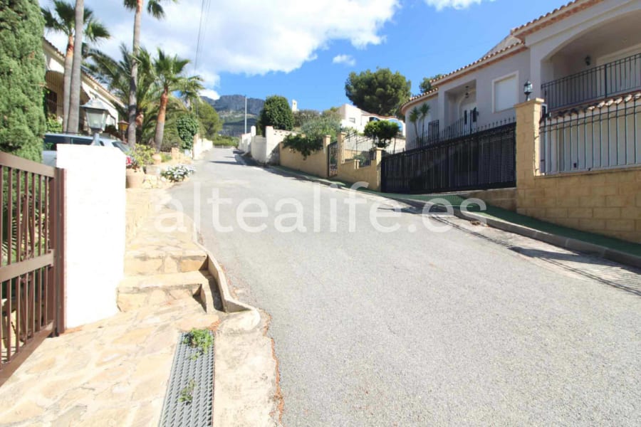 Parcela Urbana de 1591 m2 en la zona de Galera de las Palmeras (12/16)