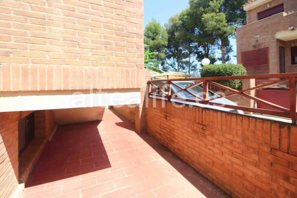 Villa de 3 Dormitorios con Terraza en El Tossal (18/30)