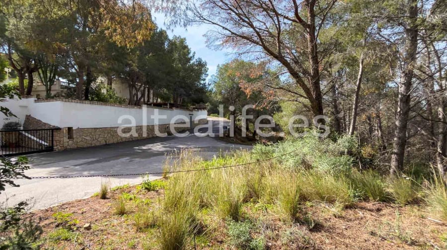 Parcela Urbana de 1230 m2 en la zona de Sierra de Altea (17/19)