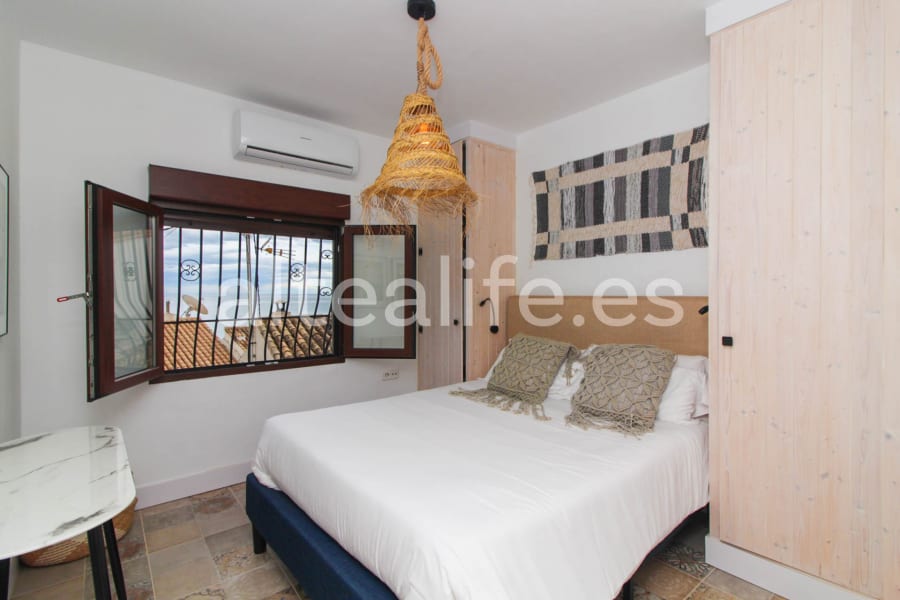 Apartamento con 1 Dormitorio en el Casco Antiguo de Altea (11/21)