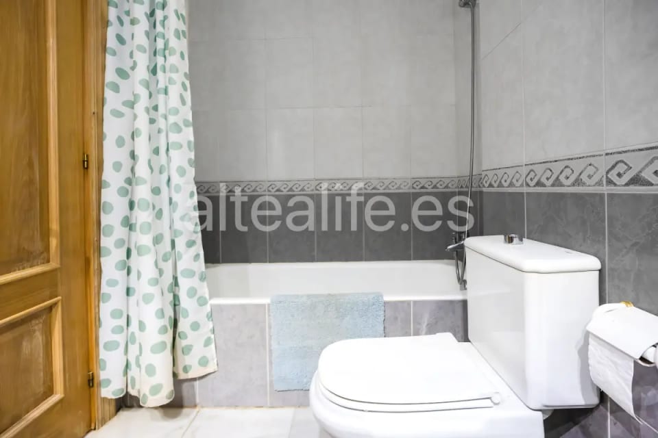 Larga Estancia | Apartamento en Primera Línea de Mar en la zona de Cap Negret (22/30)