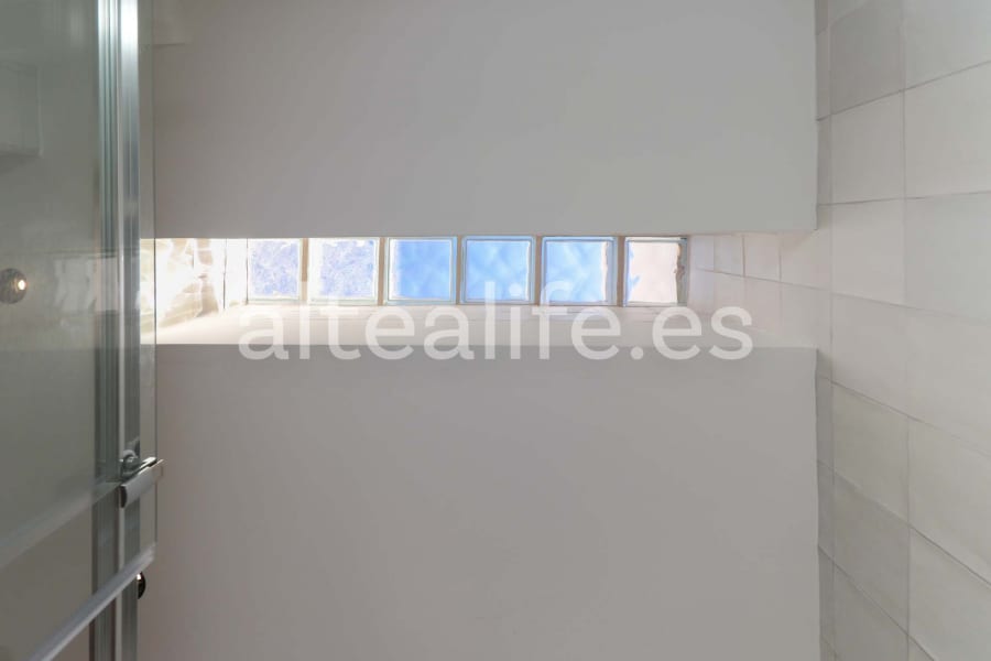 Casa de Pueblo Reformada y con Terraza en el Casco Antiguo (24/30)