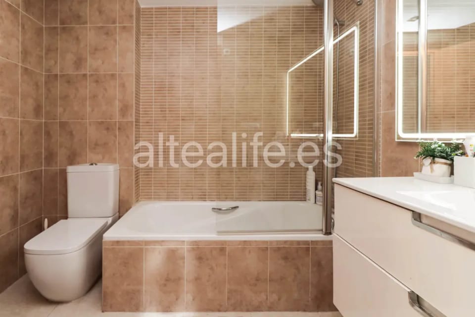 Amplio Apartamento Reformado en Garganes Altea (24/30)
