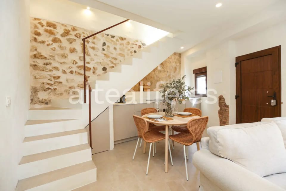 Casa de Pueblo Reformada en Venta en Altea Cerca del Mar (13/30)