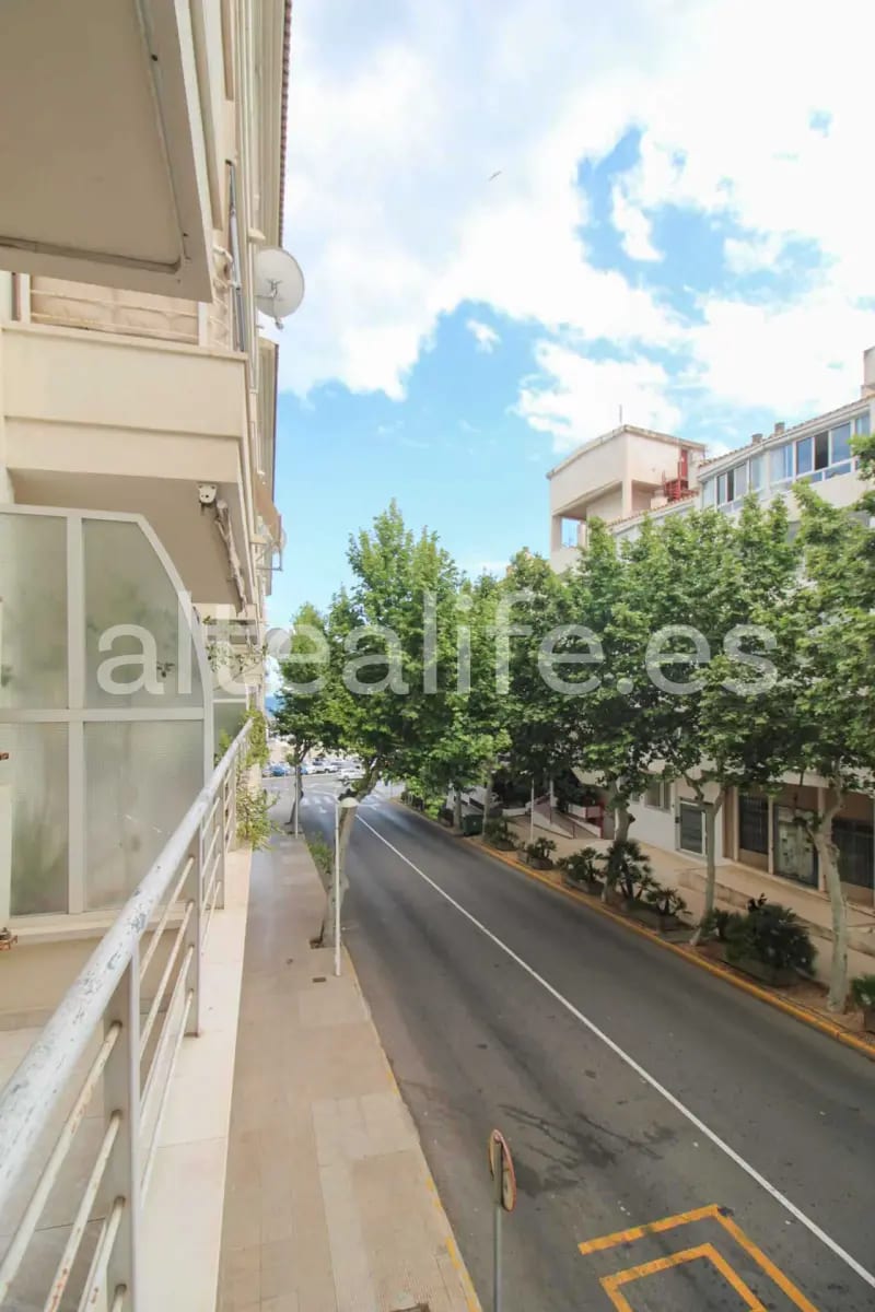 Apartamento con 4 Dormitorios en la zona del Puerto (8/30)