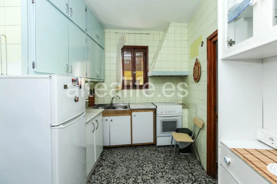 Casa de Pueblo en venta en Polop con Garaje y Buhardilla | Gran potencial en Casco Antiguo (17/30)