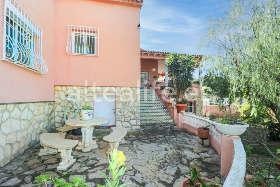 Villa con Piscina y Jardín en la zona del Albir (6/30)