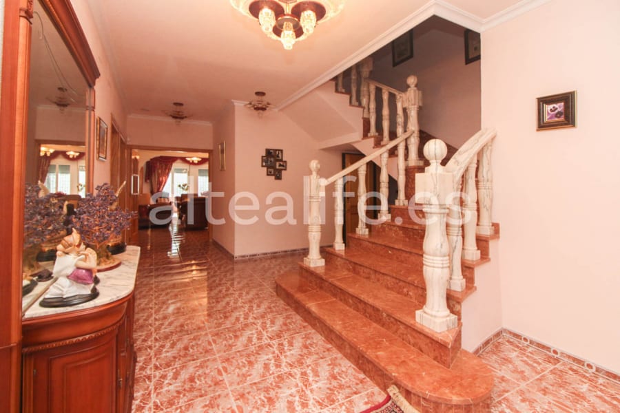 Gran Villa con Apartamento en la zona del Albir (28/30)