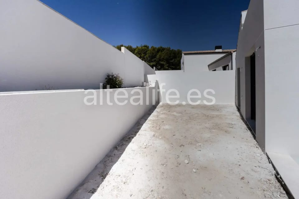 Villa Moderna de Obra Nueva con Piscina, Jardín y Vistas en La Nucía (20/30)