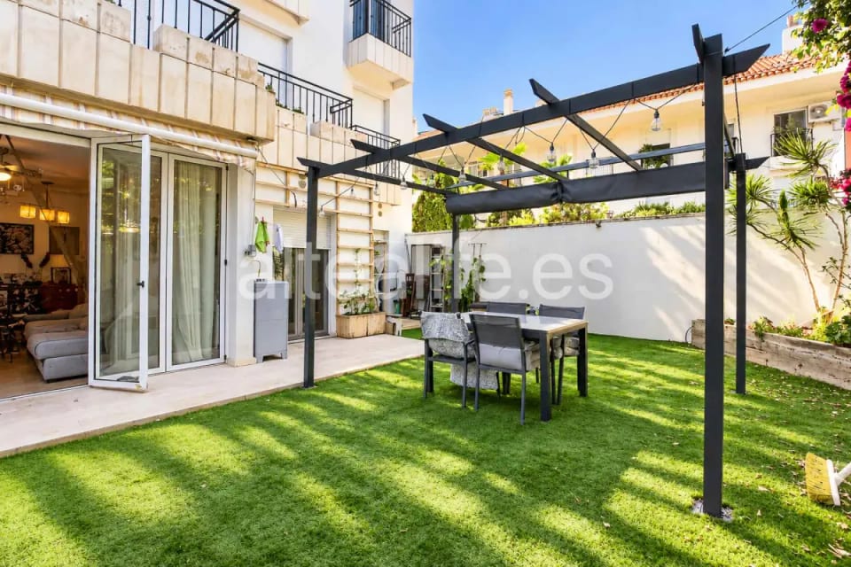 Apartamento con Jardín Privado, Garaje y Piscina Comunitaria en Garganes Altea (6/30)