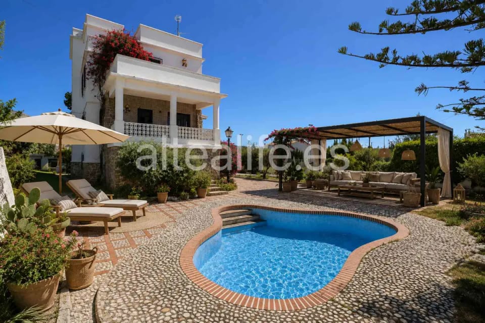 Villa con Piscina y Pista de Tenis en La Olla de Altea | 3 Parcelas y Vistas al Mar (30/30)