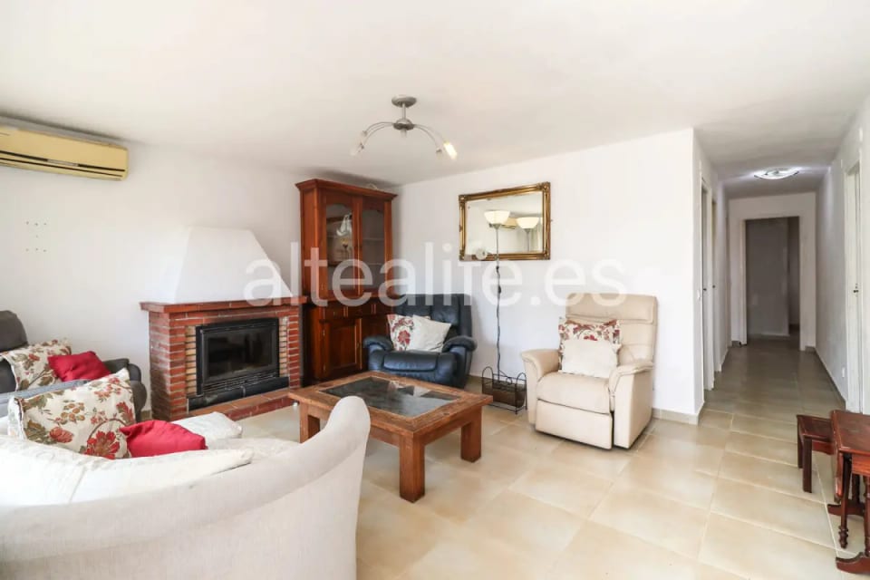Villa con Gran Parcela en Venta en La Nucía Cerca de Altea y Benidorm (17/30)