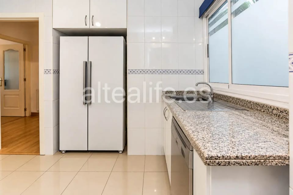 Apartamento con Jardín Privado, Garaje y Piscina Comunitaria en Garganes Altea (16/30)