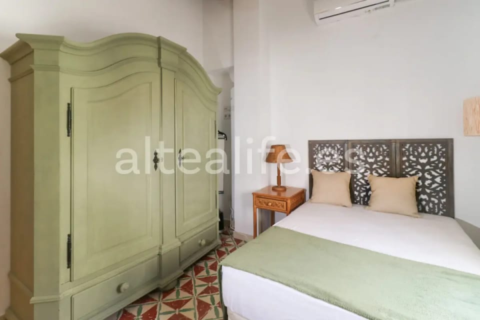 Vive el Encanto Mediterráneo en el Corazón del Casco Antiguo de Altea (28/30)