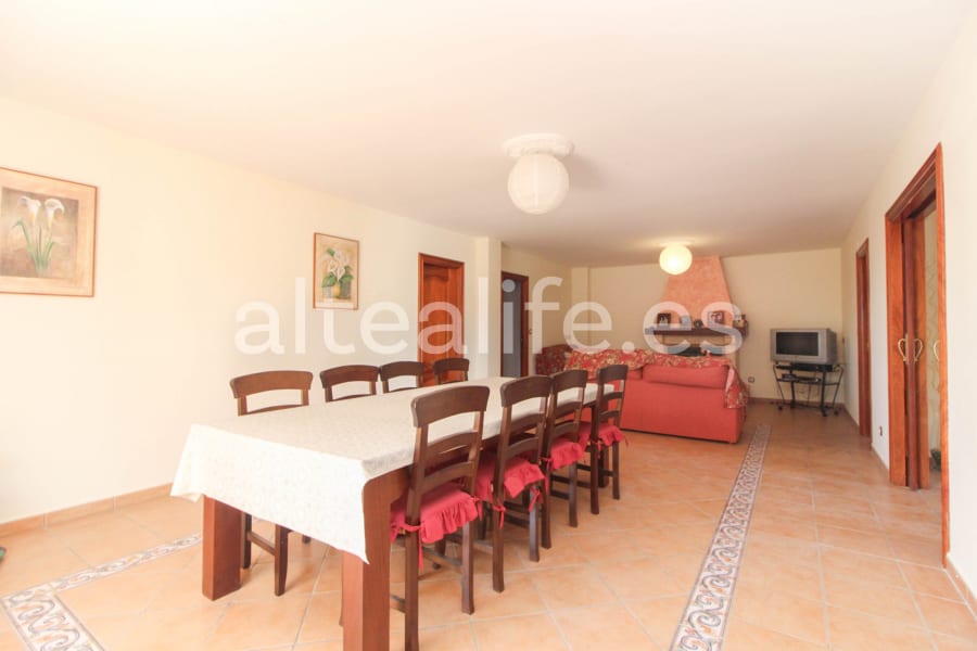 Villa de 550 m2 en la zona de Bello Horizonte (9/30)