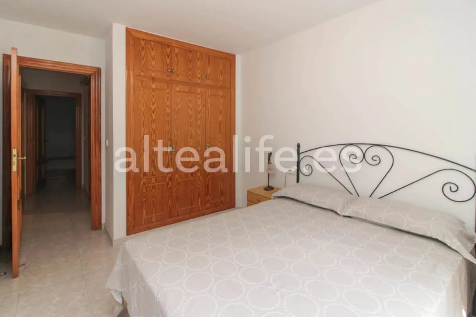 Apartamento con 4 Dormitorios en la zona del Puerto (25/30)