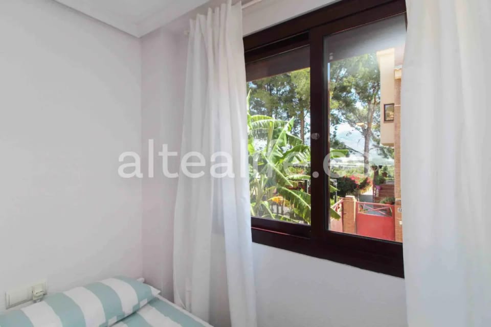 Villa de 3 Dormitorios con Terraza en El Tossal (24/30)