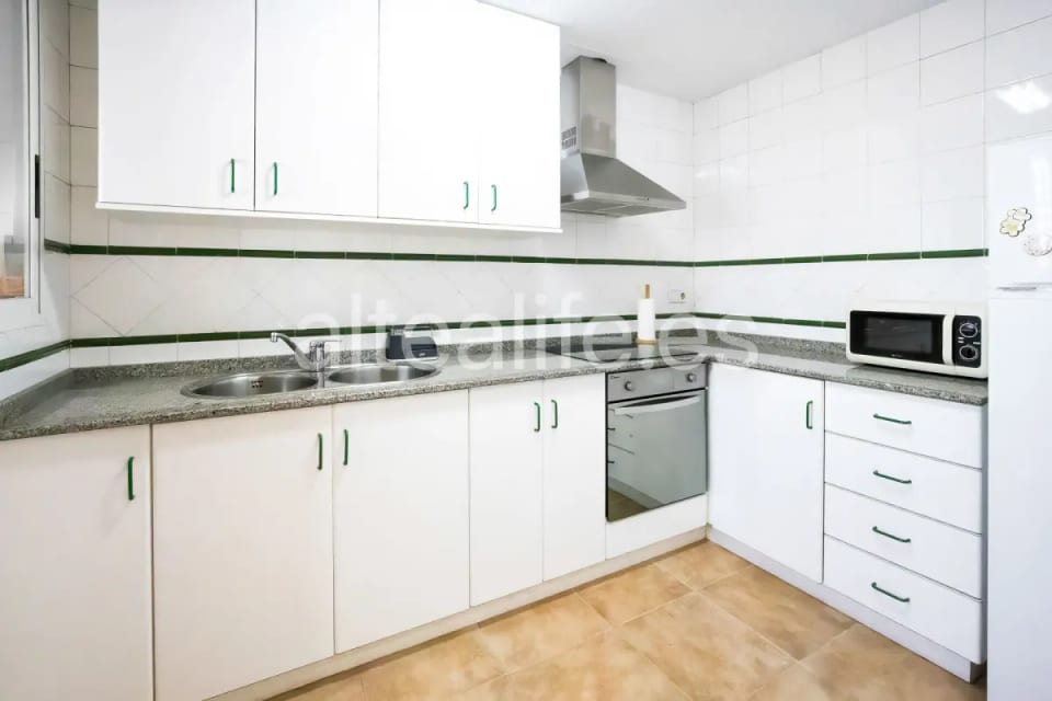 Larga Estancia | Apartamento en Primera Línea de Mar en la zona de Cap Negret (16/30)