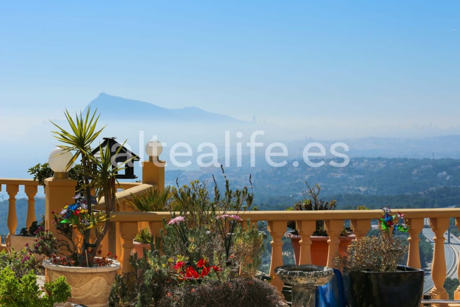 Villa con Piscina Privada y Vistas al Mar en Sierra de Altea (19/30)