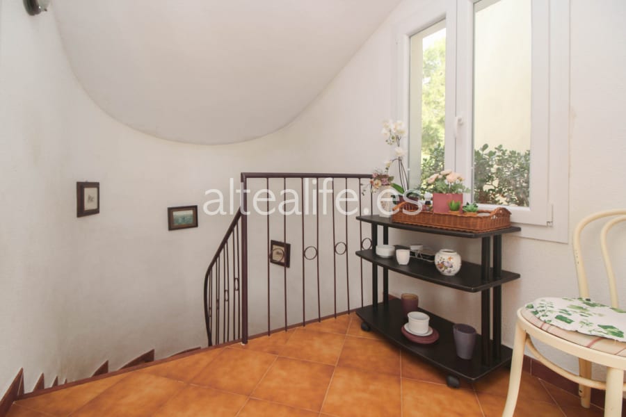 Villa con 3 Dormitorios y Piscina Privada en la Urb. Santa Clara (25/30)