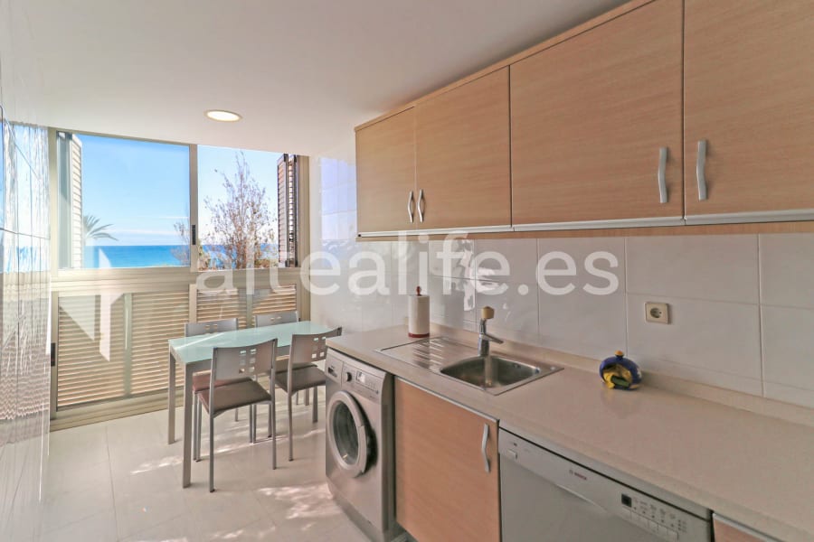 Apartamento en Primera Linea en la zona del Puerto de Altea (11/23)