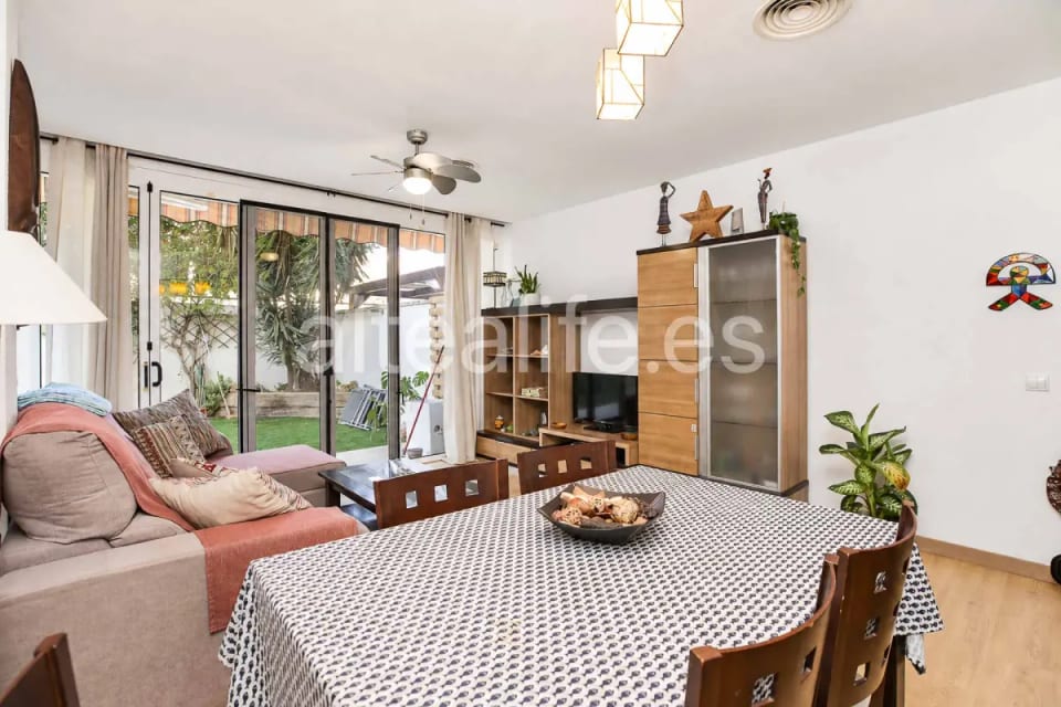 Apartamento con Jardín Privado, Garaje y Piscina Comunitaria en Garganes Altea (11/30)