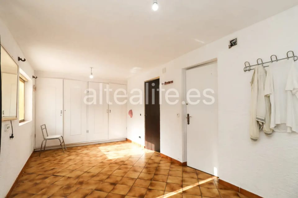 Villa en venta en La Nucía con Piscina privada y Gran Potencial de Reforma (21/30)