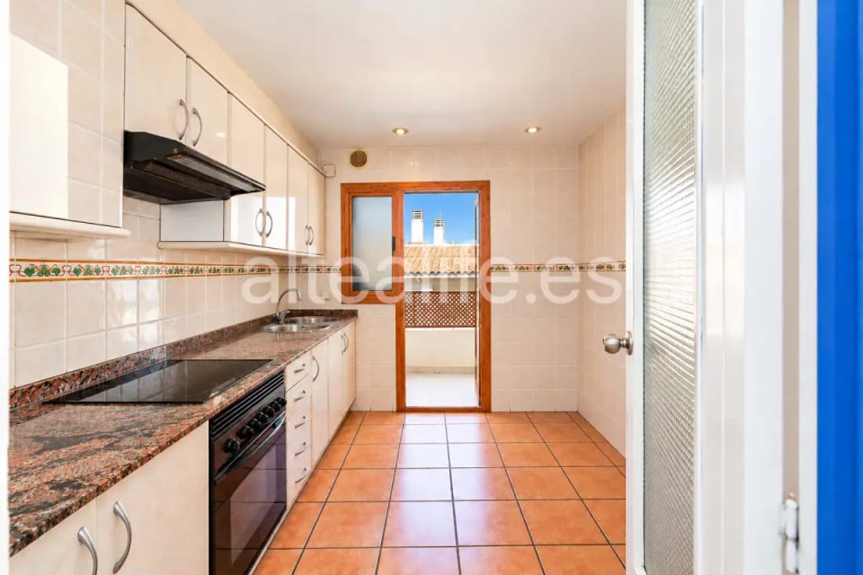 Apartamento en Esquina con Terraza, Garaje y Trastero en el casco antiguo de Altea (22/30)