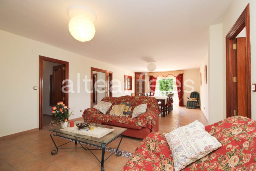 Villa de 550 m2 en la zona de Bello Horizonte (15/30)