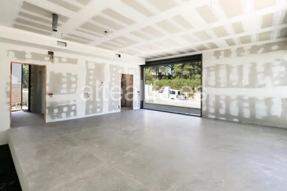 Villa de Obra Nueva en la Nucía con Piscina Privada y Vistas al Mar (23/30)