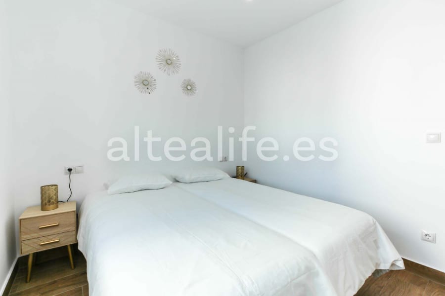 Apartamento con 2 Dormitorios en la zona de Avenida La Nucía (24/24)