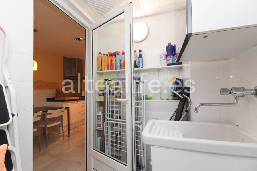 Lujoso Apartamento en Altea Hills: Espacio y Vistas Panorámicas (27/30)