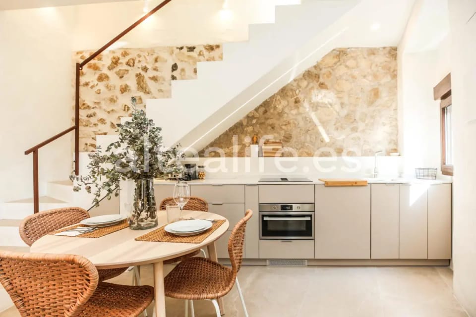 Casa de Pueblo Reformada en Venta en Altea Cerca del Mar (9/30)