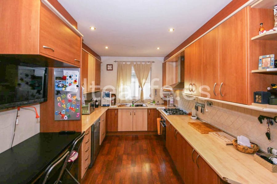 Villa con Apartamento Independiente en la Nucía (8/30)