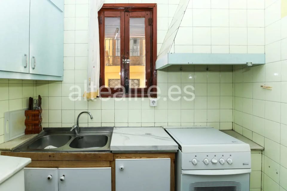 Casa de Pueblo en venta en Polop con Garaje y Buhardilla | Gran potencial en Casco Antiguo (16/30)
