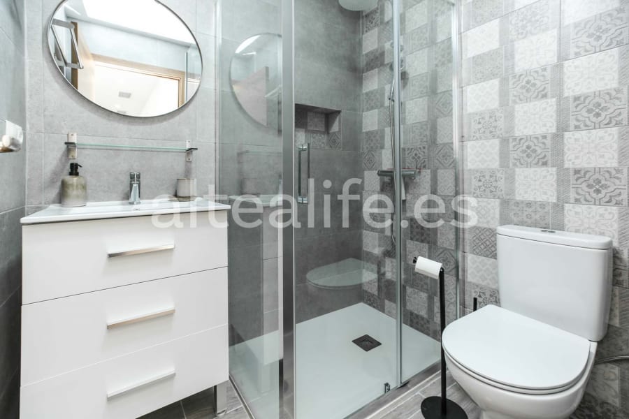Apartamento con 2 Dormitorios en la zona de Avenida La Nucía (19/24)