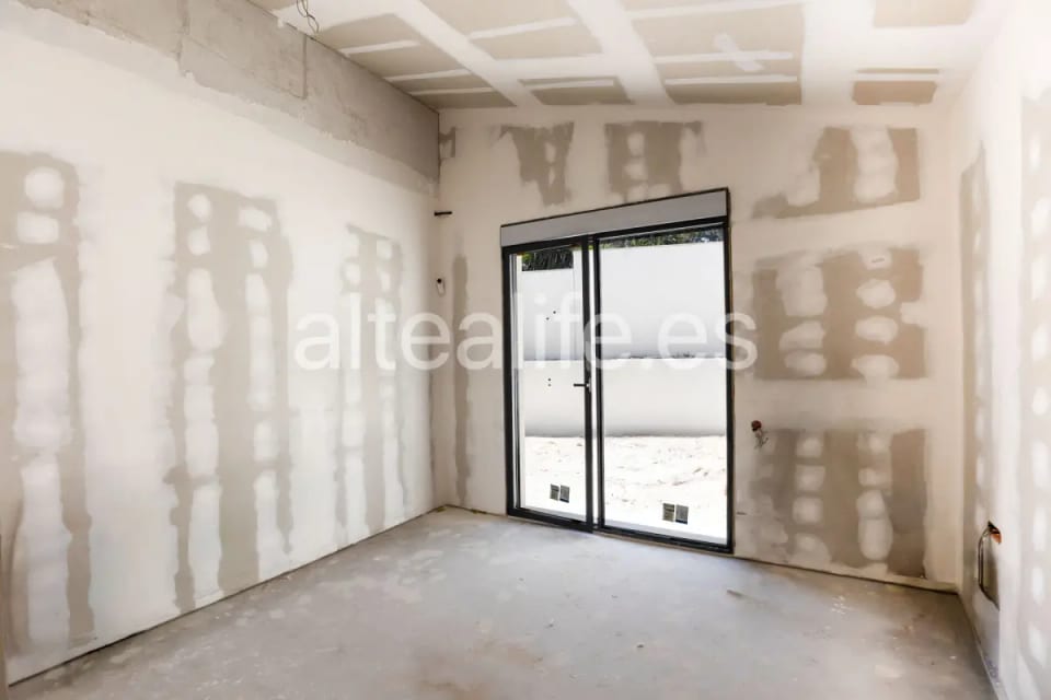 Villa Moderna de Obra Nueva con Piscina, Jardín y Vistas en La Nucía (26/30)