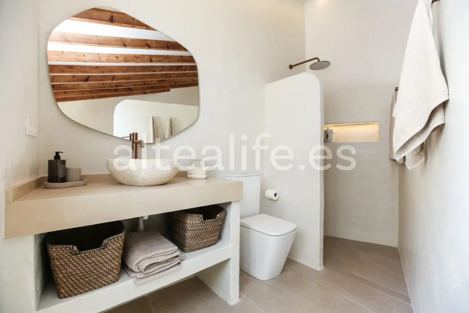 Casa de Pueblo Reformada en Venta en Altea Cerca del Mar (24/30)