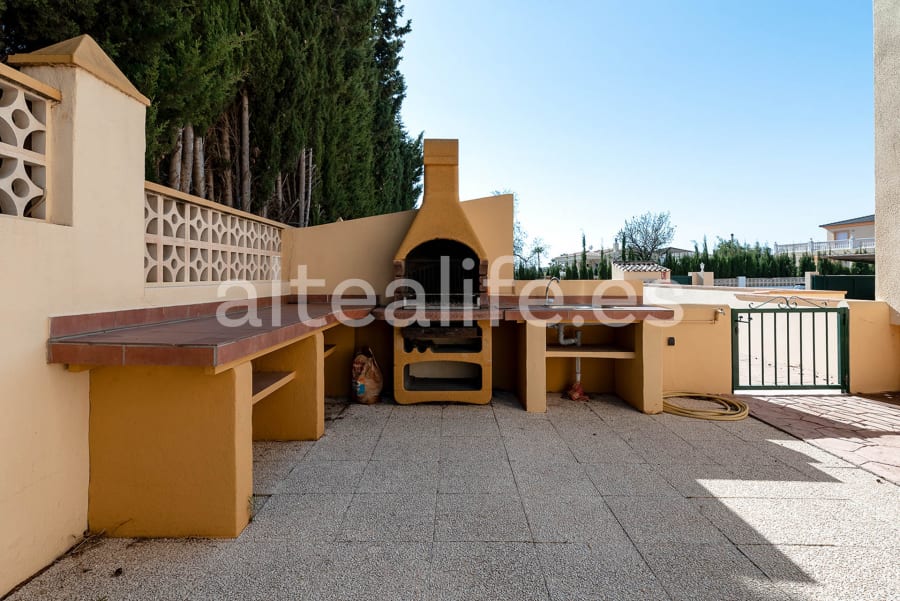 Apartamento con Piscina en la zona de Bello Horizonte (25/30)