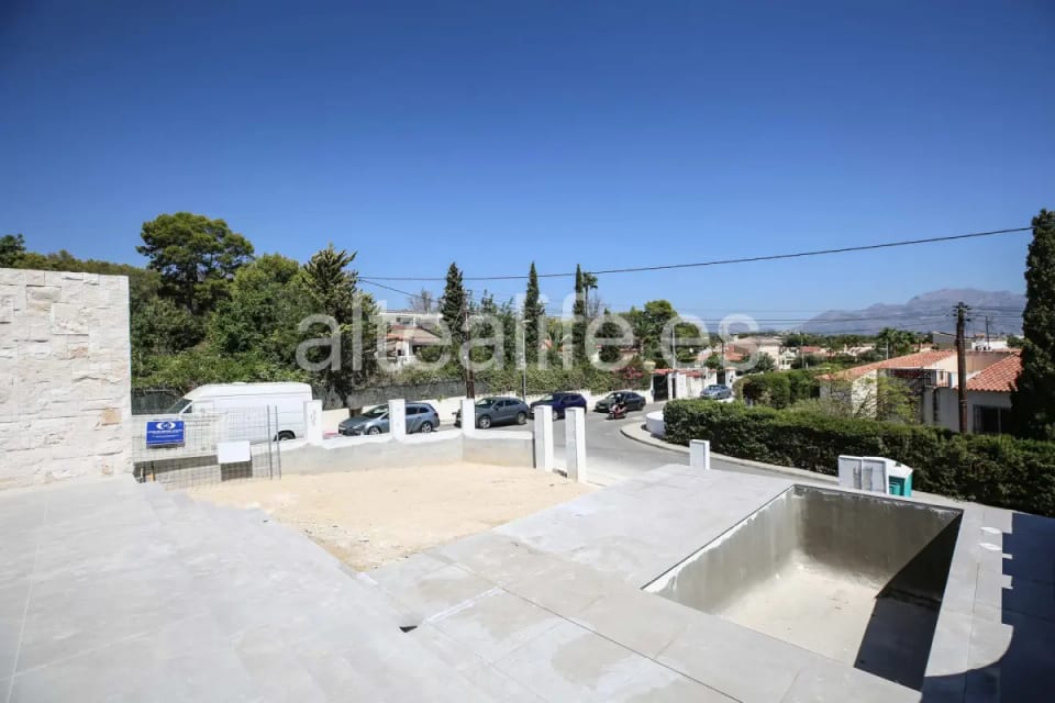 Villa de Obra Nueva en la Nucía con Piscina Privada y Vistas al Mar (20/30)
