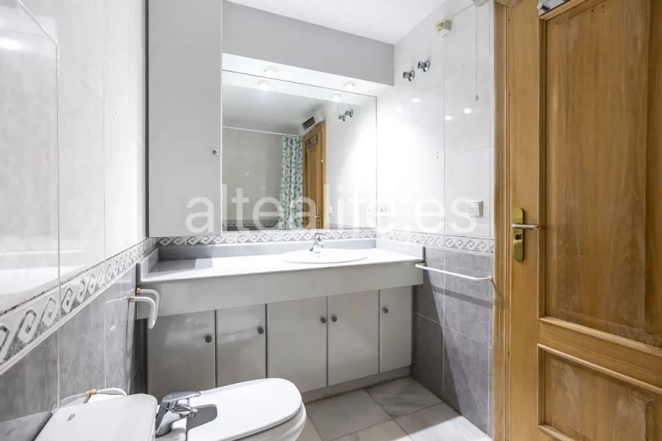 Larga Estancia | Apartamento en Primera Línea de Mar en la zona de Cap Negret (24/30)