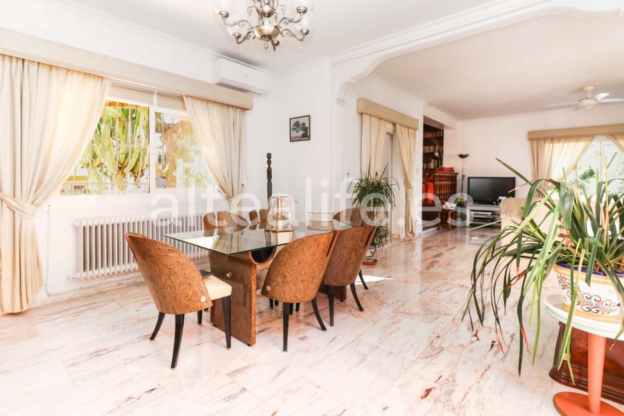 Villa con Piscina y Jardín en la zona del Albir (17/30)