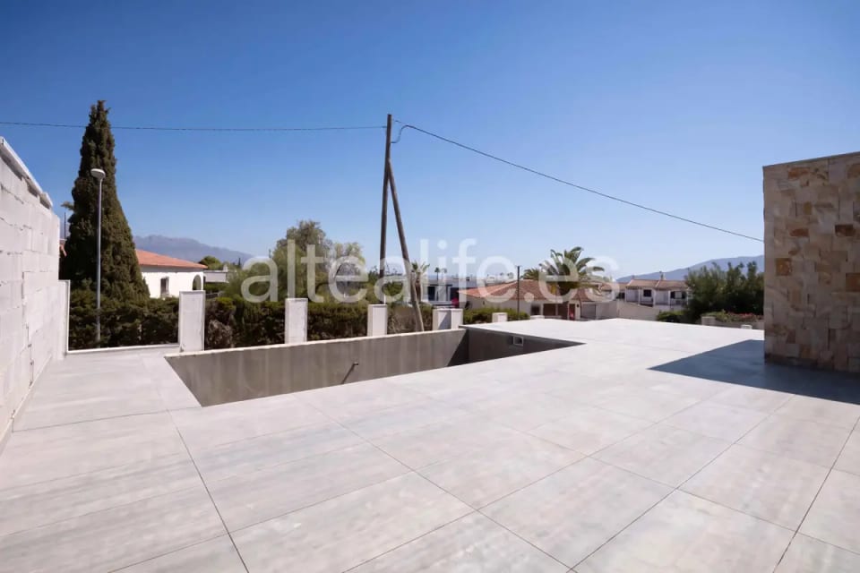 Villa Contemporánea de Obra Nueva en La Nucía con 3, 4 o 5 Dormitorios (14/30)