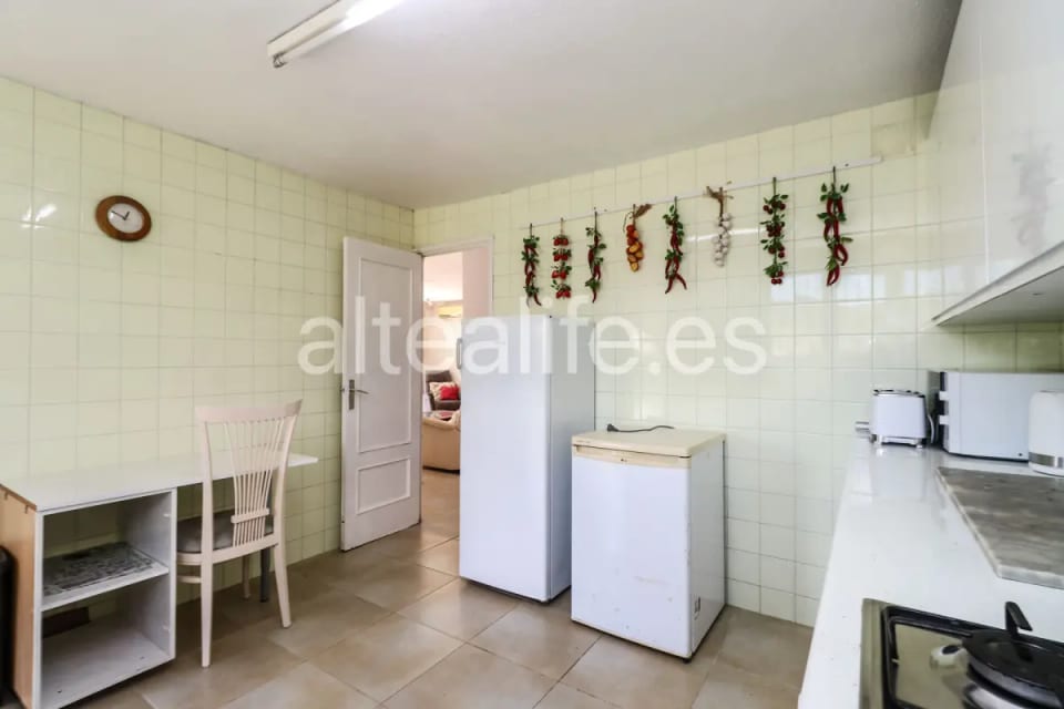 Villa con Gran Parcela en Venta en La Nucía Cerca de Altea y Benidorm (20/30)