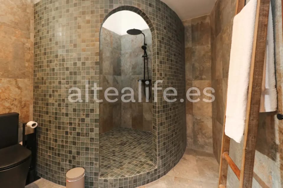 Vive el Encanto Mediterráneo en el Corazón del Casco Antiguo de Altea (23/30)