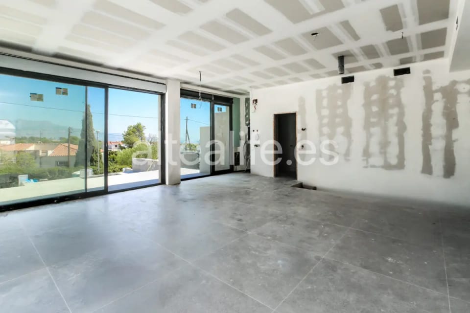 Villa de Obra Nueva en la Nucía con Piscina Privada y Vistas al Mar (24/30)