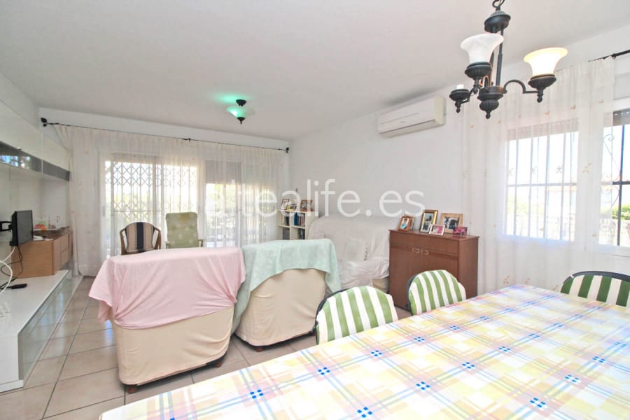 Villa con Jardín y Terrazas en la zona de Bello Horizonte (8/30)